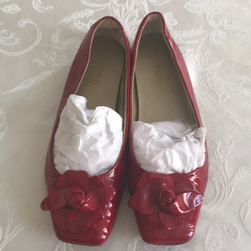 Me Too Red Patent Leather Flats Size 8